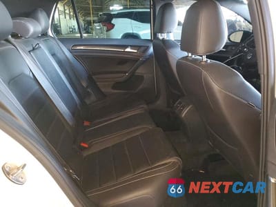 Zdjęcie 10 z 12 samochodu: 2016 VOLKSWAGEN GOLF R VIN:WVWUF7AU5GW227749 - miniatura