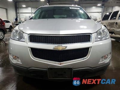Piąte zdjęcie samochodu w środku: 2011 CHEVROLET TRAVERSE LT VIN:1GNKRJED5BJ279031 - miniatura