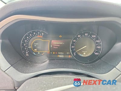 Zdjęcie 9 z 12 samochodu: 2013 LINCOLN MKZ VIN:3LN6L2G96DR825057 - miniatura