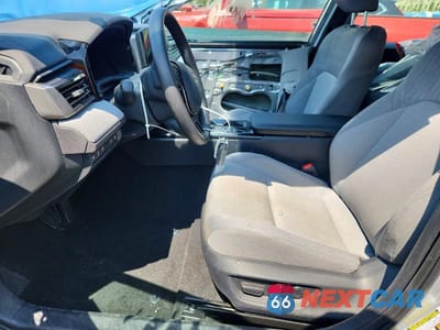 Zdjęcie 7 z 13 samochodu: 2025 TOYOTA CAMRY LE VIN:4T1DAACK5SU504343 - miniatura
