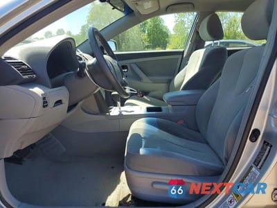 Zdjęcie 7 z 12 samochodu: 2007 TOYOTA CAMRY LE VIN:4T1BE46K07U663660 - miniatura