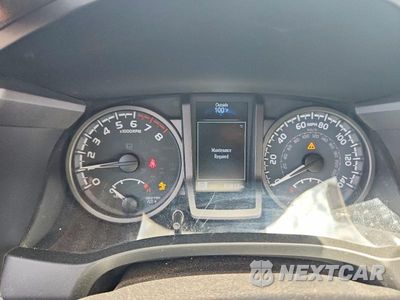 Zdjęcie 9 z 13 samochodu: 2022 TOYOTA TACOMA TRD OFF-ROAD VIN:3TMCZ5AN7NM475465 - miniatura