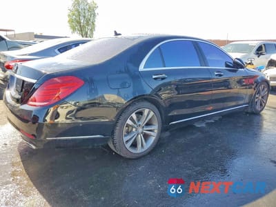 Trzecie zdjęcie samochodu z tyłu: 2016 MERCEDES-BENZ S 550 VIN:WDDUG8CB4GA207607 - miniatura
