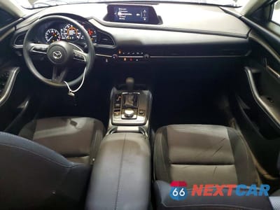 Zdjęcie 8 z 13 samochodu: 2024 MAZDA CX-30 VIN:3MVDMBAM6RM677369 - miniatura