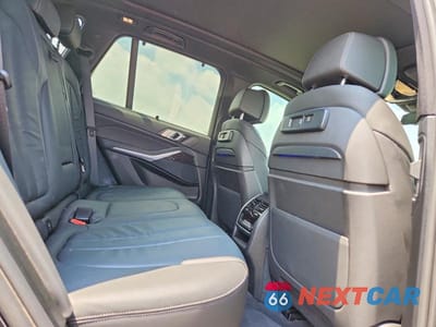 Zdjęcie 11 z 14 samochodu: 2020 BMW X5 VIN:5UXCR4C0XLLW63289 - miniatura