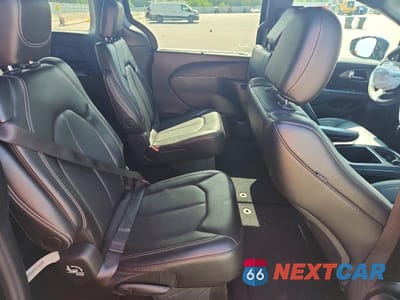 Zdjęcie 11 z 14 samochodu: 2025 CHRYSLER PACIFICA SELECT VIN:2C4RC1BG4SR598987 - miniatura