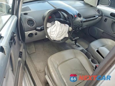 Zdjęcie 8 z 13 samochodu: 2007 VOLKSWAGEN NEW BEETLE 2.5L OPTION PACKAGE 1 VIN:3VWRW31CX7M518394 - miniatura
