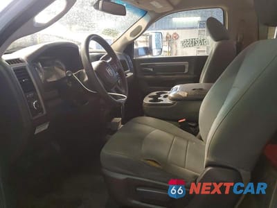 Zdjęcie 7 z 13 samochodu: 2017 RAM 5500 VIN:3C7WRMBL8HG604338 - miniatura