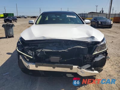 Piąte zdjęcie samochodu w środku: 2018 GENESIS G80 3.8 VIN:KMHGN4JE8JU227671 - miniatura