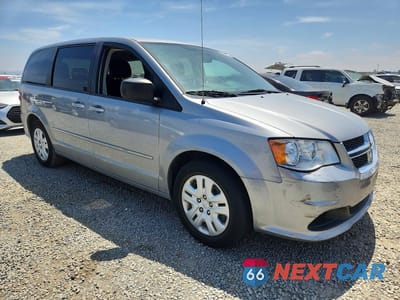 Czwarte zdjęcie samochodu z boku: 2015 DODGE GRAND CARAVAN SE VIN:2C4RDGBGXFR625664 - miniatura