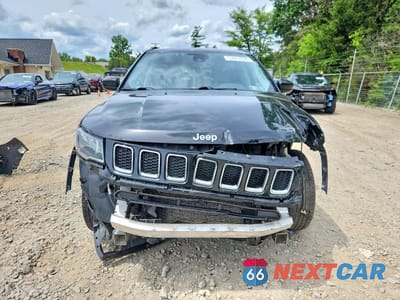 Piąte zdjęcie samochodu w środku: 2020 JEEP COMPASS LATITUDE VIN:3C4NJDBB3LT217395 - miniatura
