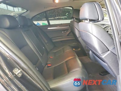 Zdjęcie 10 z 12 samochodu: 2011 BMW 535 XI VIN:WBAFU7C59BC873209 - miniatura