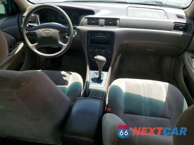 Zdjęcie 8 z 12 samochodu: 1999 TOYOTA CAMRY LE VIN:4T1BG22KXXU418370 - miniatura
