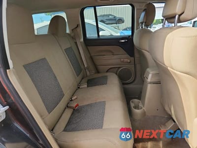Zdjęcie 11 z 13 samochodu: 2010 JEEP PATRIOT SPORT VIN:1J4NF1GB6AD675454 - miniatura