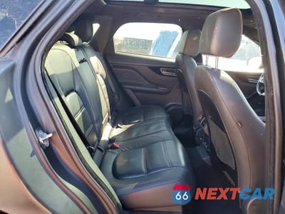 Zdjęcie 11 z 13 samochodu: 2018 JAGUAR F-PACE PRESTIGE VIN:SADCK2FX0JA324122 - miniatura