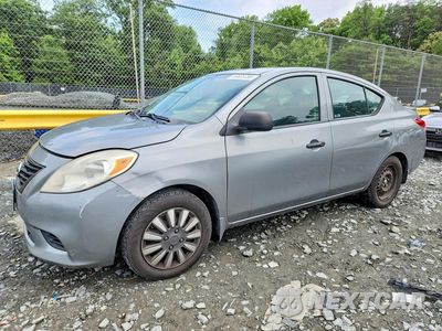 2014 NISSAN VERSA 1.6 S 3N1CN7AP1EL807563 - główne zdjęcie licytacji z USA - miniatura