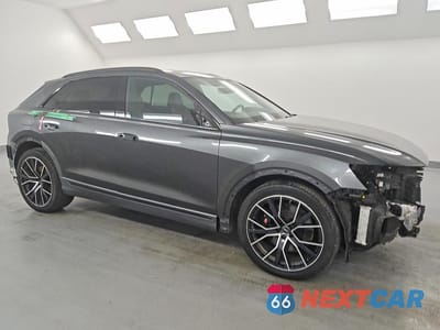 Czwarte zdjęcie samochodu z boku: 2023 AUDI SQ8 PREMIUM PLUS VIN:WA1AWBF10PD033978 - miniatura