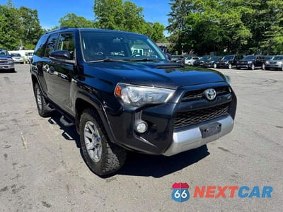 Czwarte zdjęcie samochodu z boku: 2016 TOYOTA 4RUNNER TRAIL PREMIUM VIN:JTEBU5JR1G5373905 - miniatura