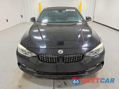 Piąte zdjęcie samochodu w środku: 2017 BMW 430I VIN:WBA4R7C50HK895610 - miniatura