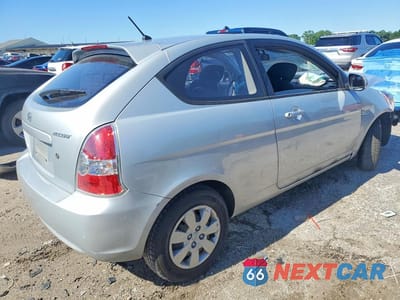 Trzecie zdjęcie samochodu z tyłu: 2010 HYUNDAI ACCENT GS VIN:KMHCM3AC9AU169032 - miniatura