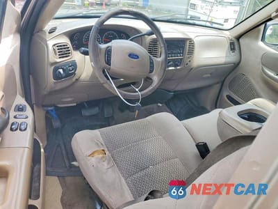 Zdjęcie 8 z 12 samochodu: 2003 FORD F-150 VIN:2FTRX18LX3CA40235 - miniatura