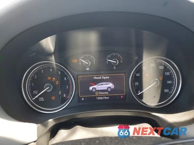 Zdjęcie 9 z 13 samochodu: 2020 BUICK ENCLAVE ESSENCE VIN:5GAERBKW2LJ167159 - miniatura