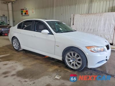 Czwarte zdjęcie samochodu z boku: 2008 BMW 328 XI VIN:WBAVC93548K056500 - miniatura