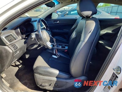 Zdjęcie 7 z 12 samochodu: 2019 KIA OPTIMA S VIN:5XXGT4L3XKG360378 - miniatura