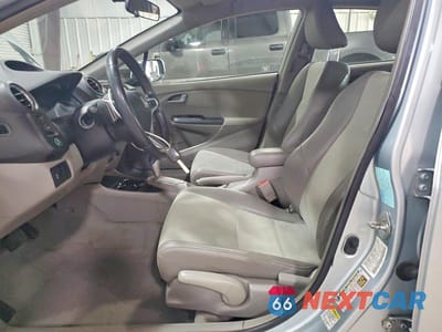 Zdjęcie 7 z 12 samochodu: 2013 HONDA INSIGHT EX VIN:JHMZE2H76DS004214 - miniatura