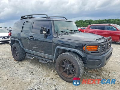 Czwarte zdjęcie samochodu z boku: 2007 TOYOTA FJ CRUISER BASE VIN:JTEZU11F570009318 - miniatura