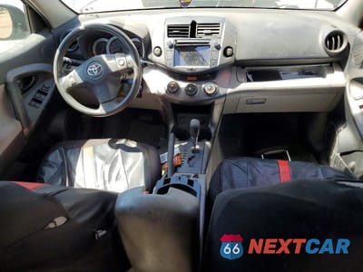 Zdjęcie 8 z 12 samochodu: 2011 TOYOTA RAV4 BASE VIN:2T3ZF4DV3BW102510 - miniatura