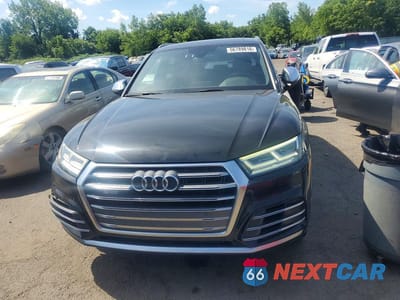 Piąte zdjęcie samochodu w środku: 2018 AUDI SQ5 PREMIUM PLUS VIN:WA1A4AFYXJ2020798 - miniatura