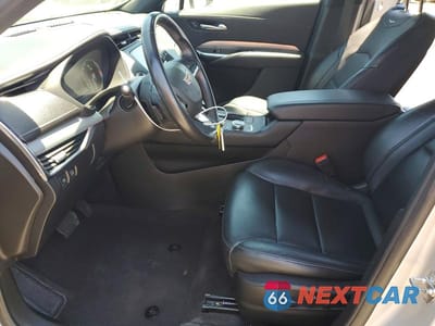 Zdjęcie 7 z 13 samochodu: 2022 CADILLAC XT4 PREMIUM LUXURY VIN:1GYFZCR48NF135622 - miniatura