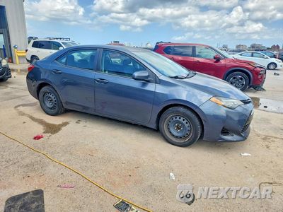 Czwarte zdjęcie samochodu z boku: 2017 TOYOTA COROLLA LE VIN:5YFBURHEXHP574382 - miniatura