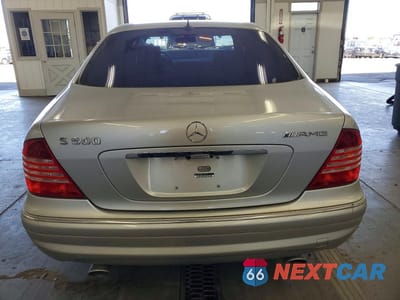 Zdjęcie 6 z 12 samochodu: 2004 MERCEDES-BENZ S 500 VIN:WDBNG75J54A403594 - miniatura