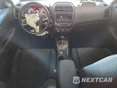 Zdjęcie 8 z 13 samochodu: 2015 MITSUBISHI OUTLANDER SPORT ES VIN:4A4AR3AWXFE050701 - miniatura