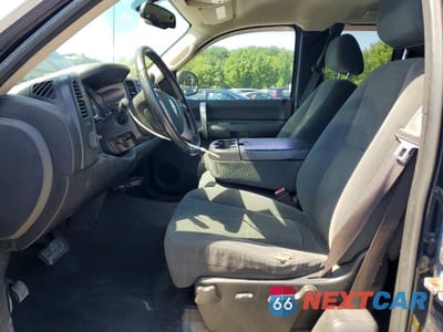 Zdjęcie 7 z 12 samochodu: 2008 CHEVROLET SILVERADO K1500 VIN:2GCEK190681277647 - miniatura