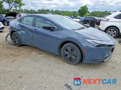 Czwarte zdjęcie samochodu z boku: 2025 TOYOTA PRIUS LE VIN:JTDACAAU4S3050369 - miniatura