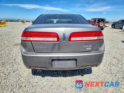 Zdjęcie 6 z 12 samochodu: 2010 LINCOLN MKZ VIN:3LNHL2JC1AR613532 - miniatura
