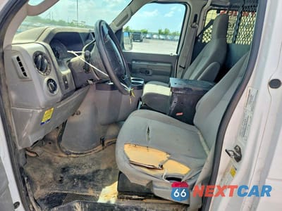 Zdjęcie 7 z 13 samochodu: 2011 FORD ECONOLINE E150 VAN VIN:1FTNE1EW9BDA46447 - miniatura