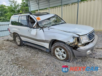 Czwarte zdjęcie samochodu z boku: 1999 TOYOTA LAND CRUISER BASE VIN:JT3HT05J5X0067641 - miniatura