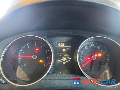 Zdjęcie 9 z 12 samochodu: 2015 VOLKSWAGEN JETTA BASE VIN:3VW1K7AJ5FM352539 - miniatura