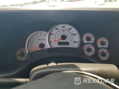Zdjęcie 9 z 13 samochodu: 2003 HUMMER H2 VIN:5GRGN23U53H127504 - miniatura