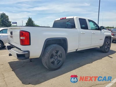 Trzecie zdjęcie samochodu z tyłu: 2016 GMC SIERRA K1500 VIN:1GTV2LEC2GZ381537 - miniatura