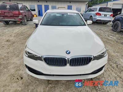Piąte zdjęcie samochodu w środku: 2018 BMW 530E VIN:WBAJA9C5XJB032745 - miniatura