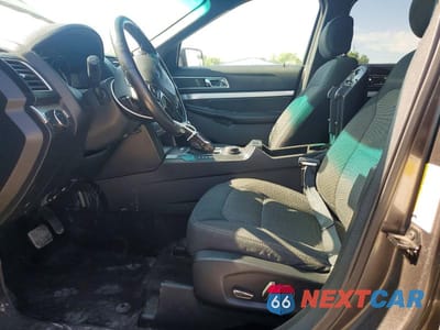 Zdjęcie 7 z 13 samochodu: 2016 FORD EXPLORER XLT VIN:1FM5K8D86GGA27778 - miniatura