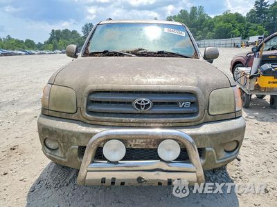 Piąte zdjęcie samochodu w środku: 2002 TOYOTA SEQUOIA SR5 VIN:5TDBT44A32S056458 - miniatura