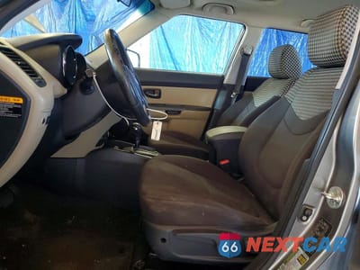 Zdjęcie 7 z 12 samochodu: 2010 KIA SOUL + VIN:KNDJT2A22A7178735 - miniatura