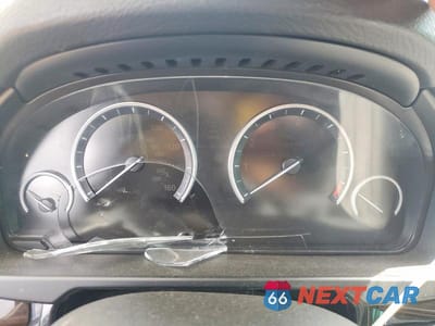 Zdjęcie 9 z 13 samochodu: 2016 BMW X5 XDR40E VIN:5UXKT0C57G0S75607 - miniatura