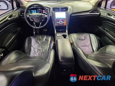 Zdjęcie 8 z 12 samochodu: 2020 FORD FUSION TITANIUM VIN:3FA6P0RU4LR100186 - miniatura